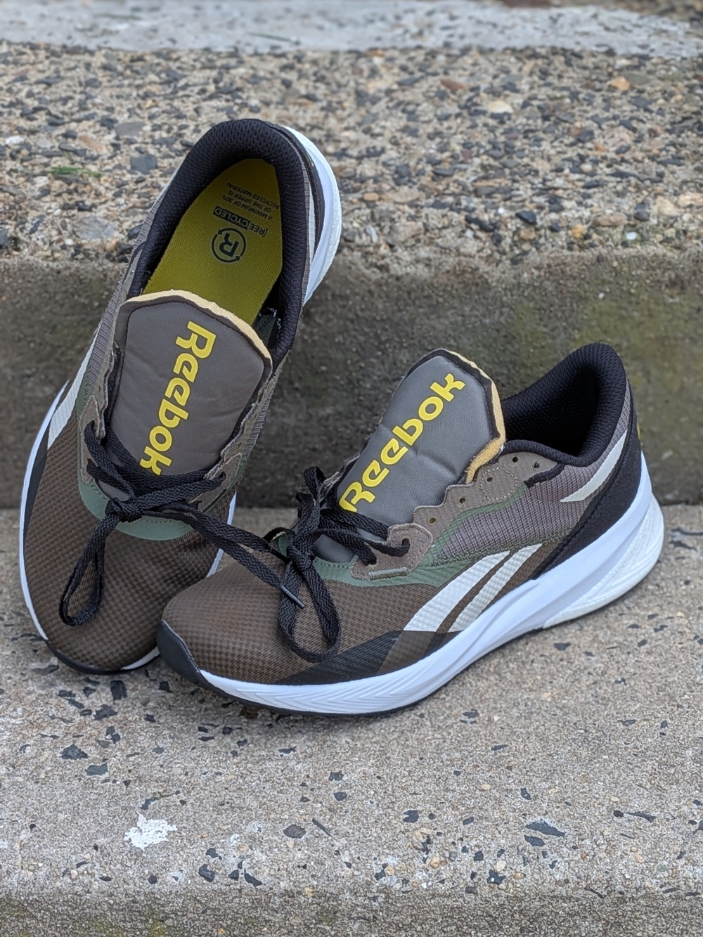 Reebok Men’s Brown & Olive Running Shoes Size 9.5